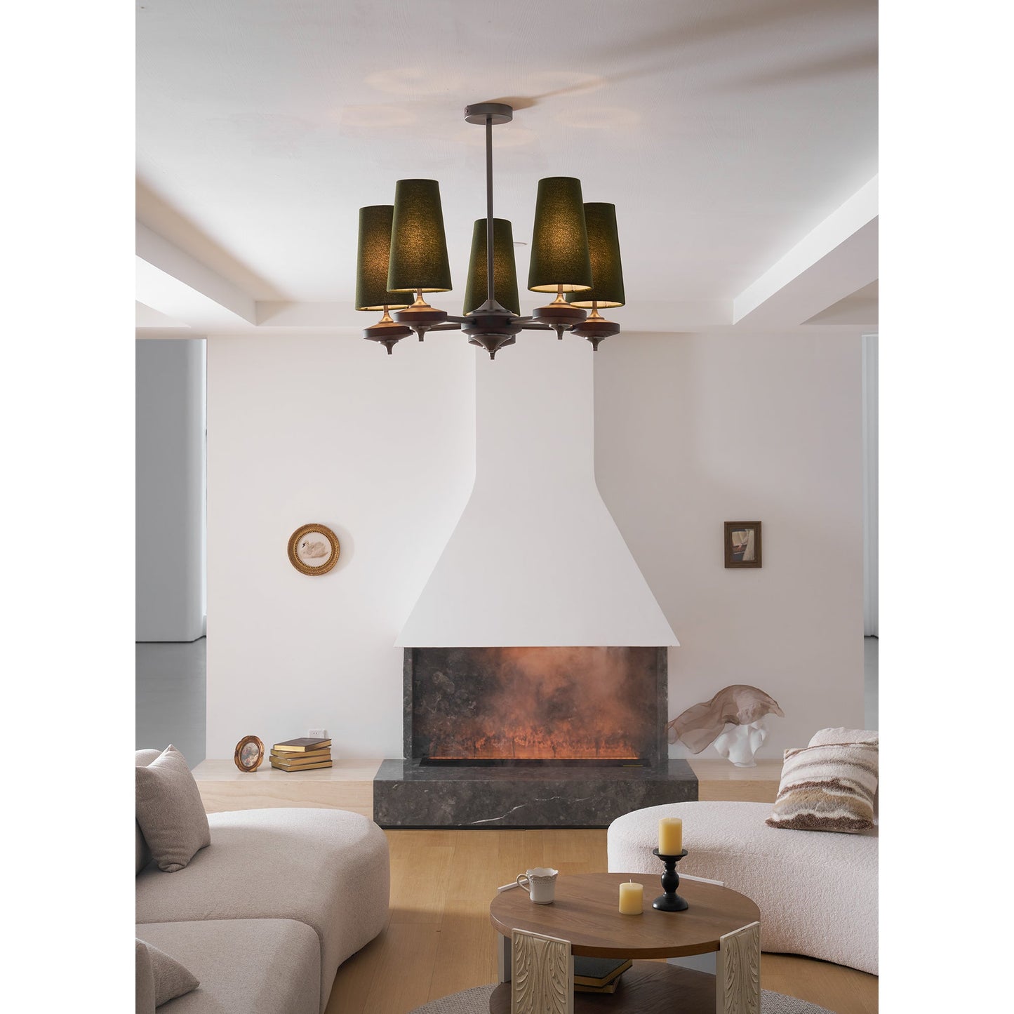 Dorian Rho Chandelier