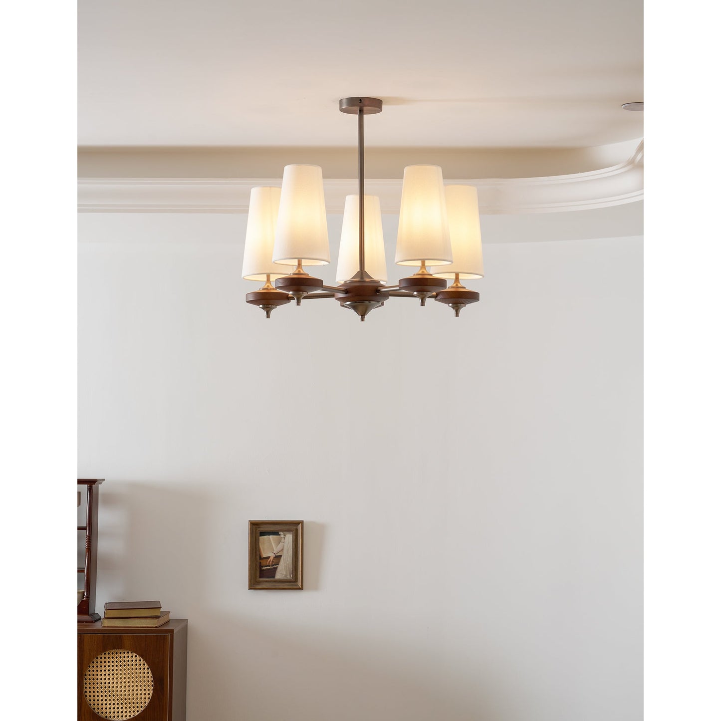 Dorian Rho Chandelier