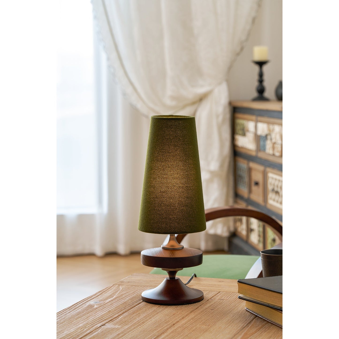 Dorian Rho Table Lamp