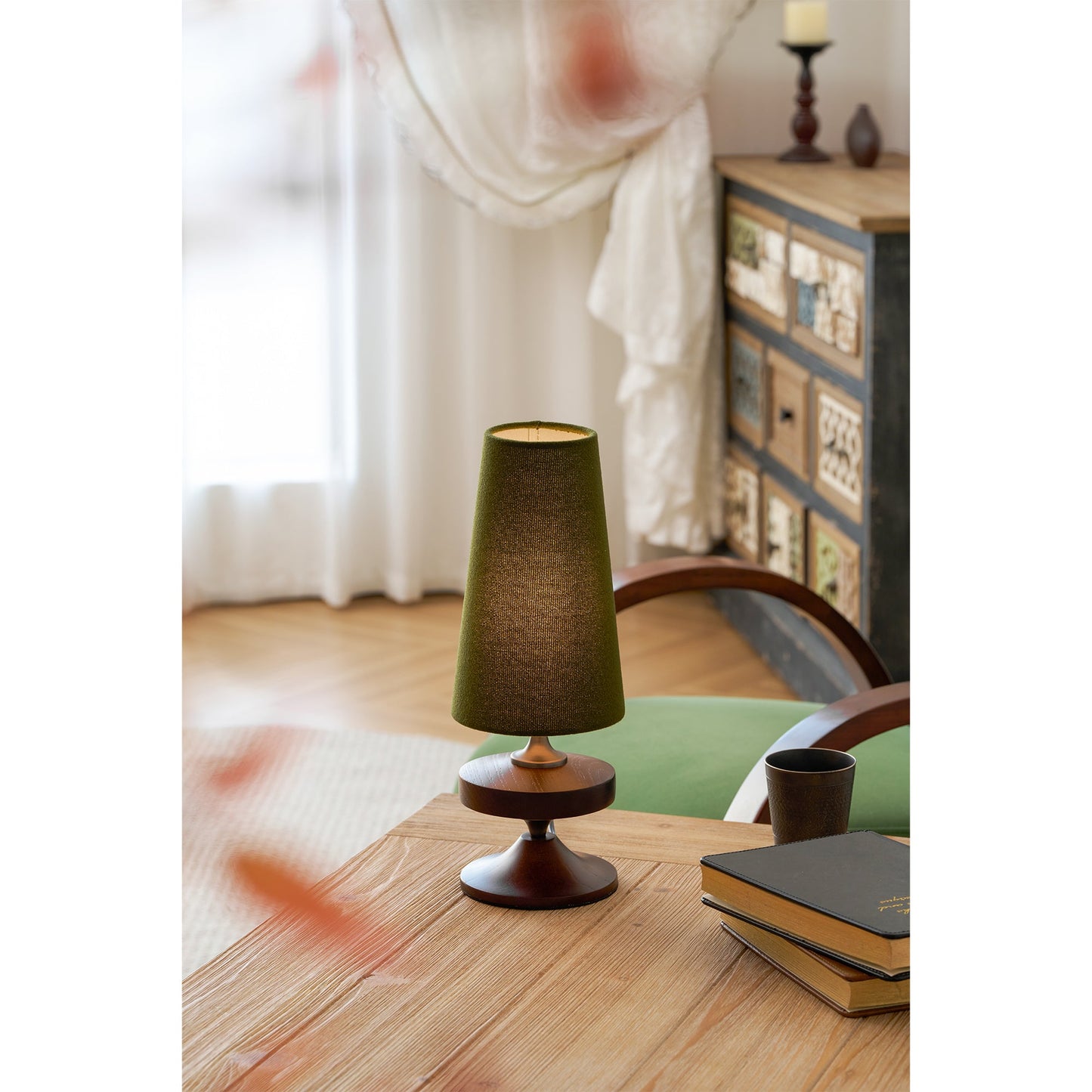 Dorian Rho Table Lamp