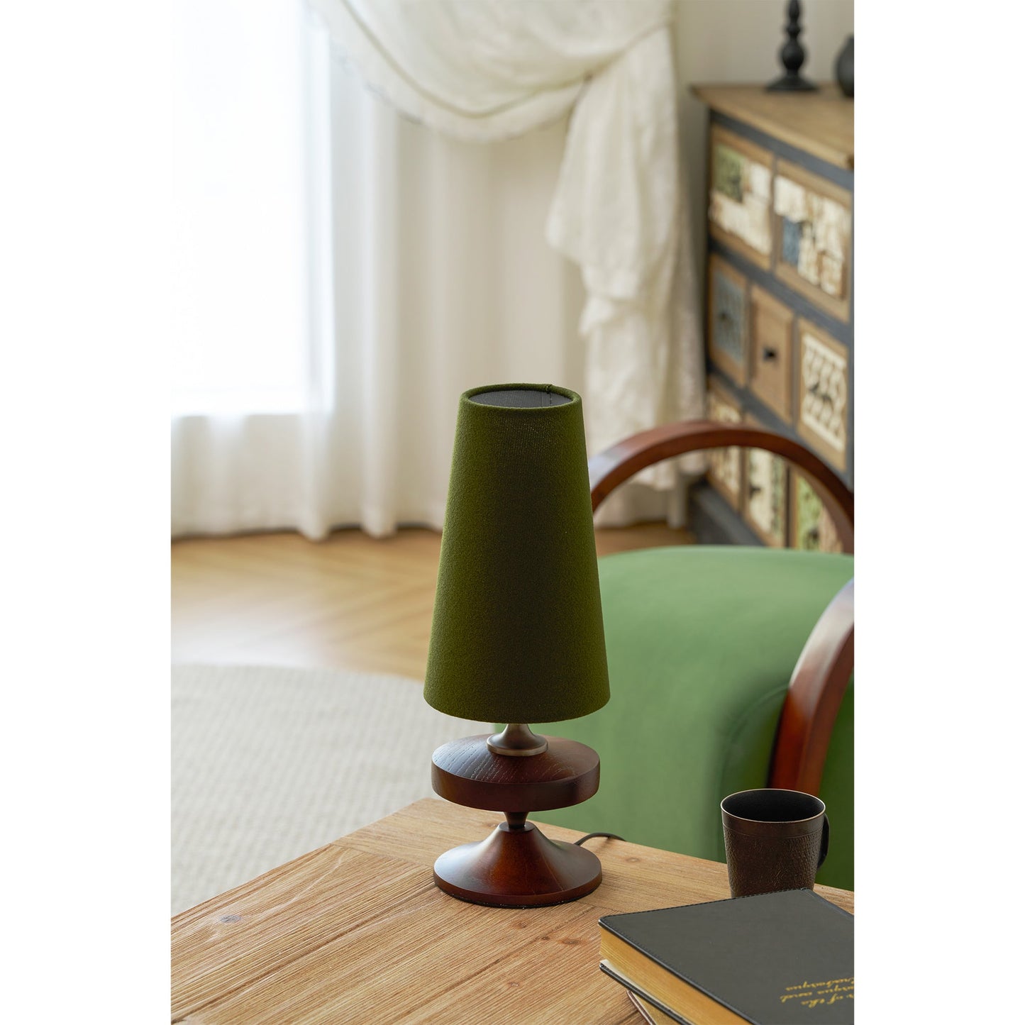 Dorian Rho Table Lamp