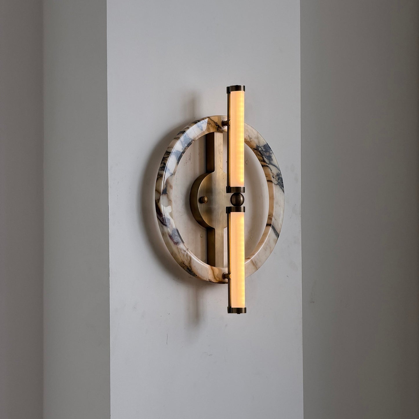 Andine Wall Lamp