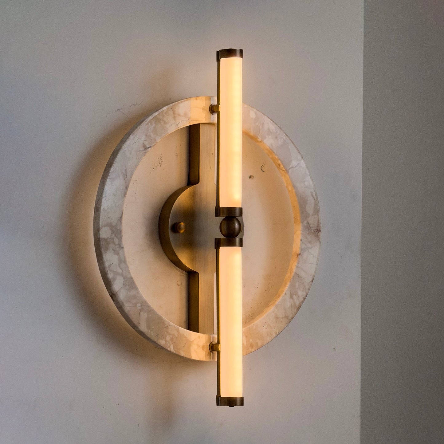 Andine Wall Lamp