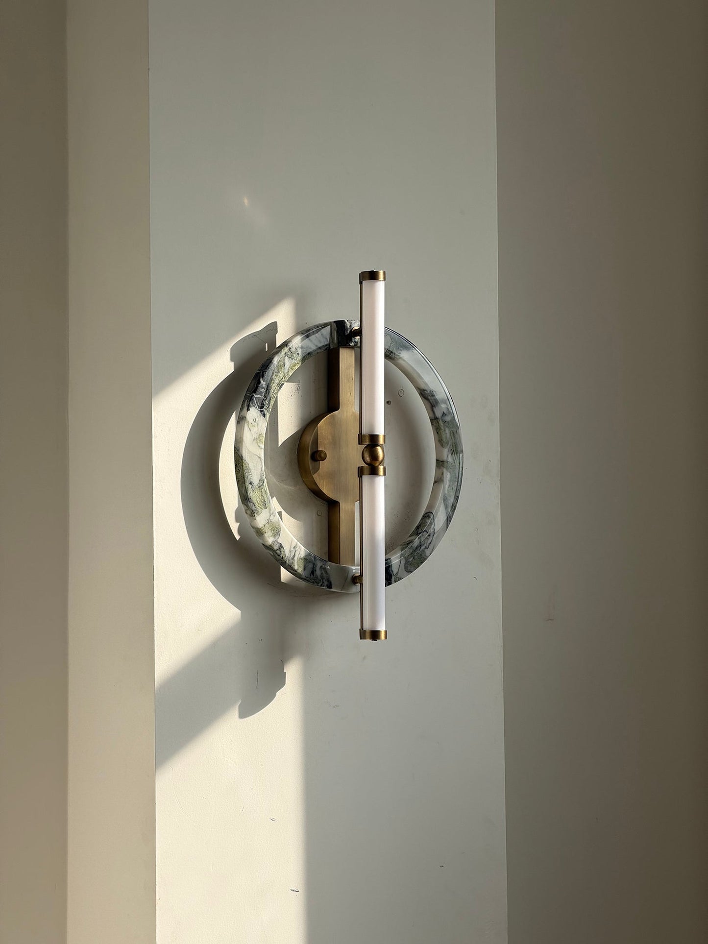 Andine Wall Lamp