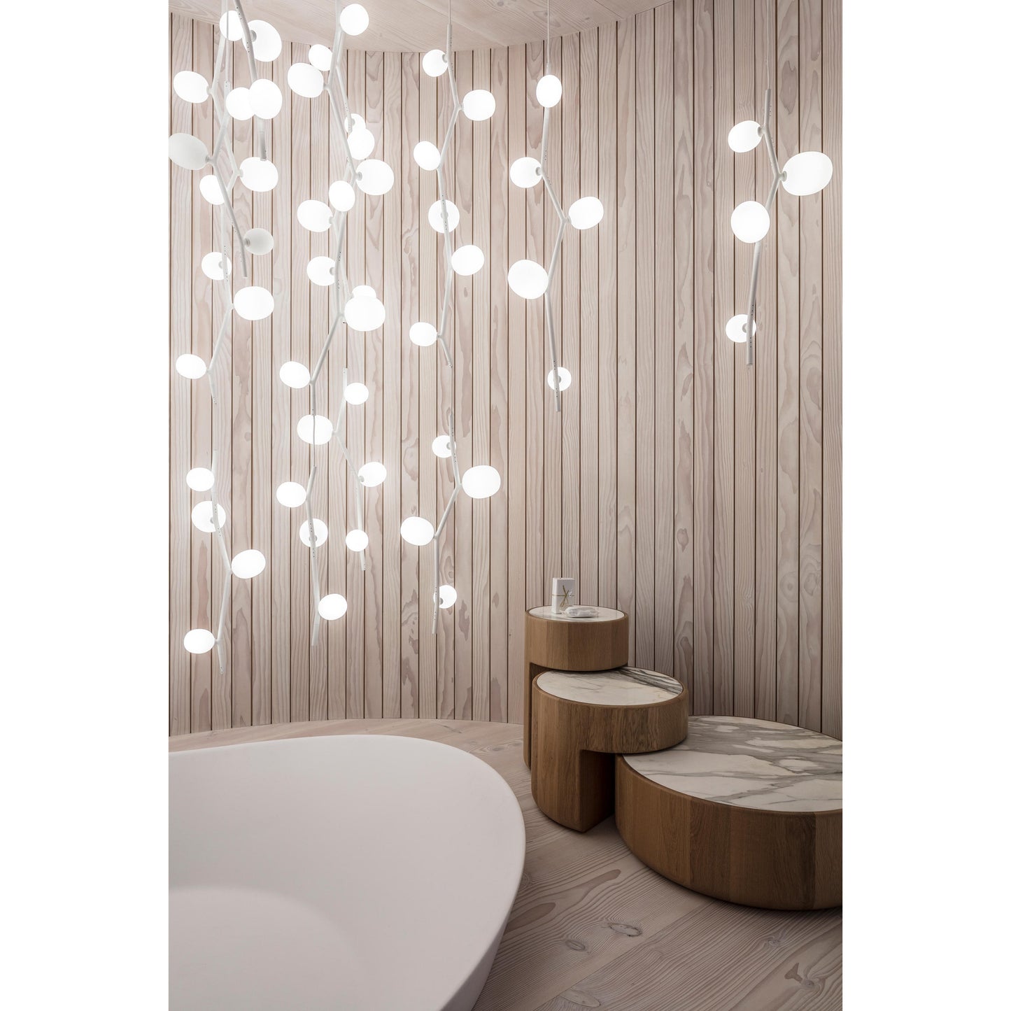 Kalmia Vertical Pendant Lamp