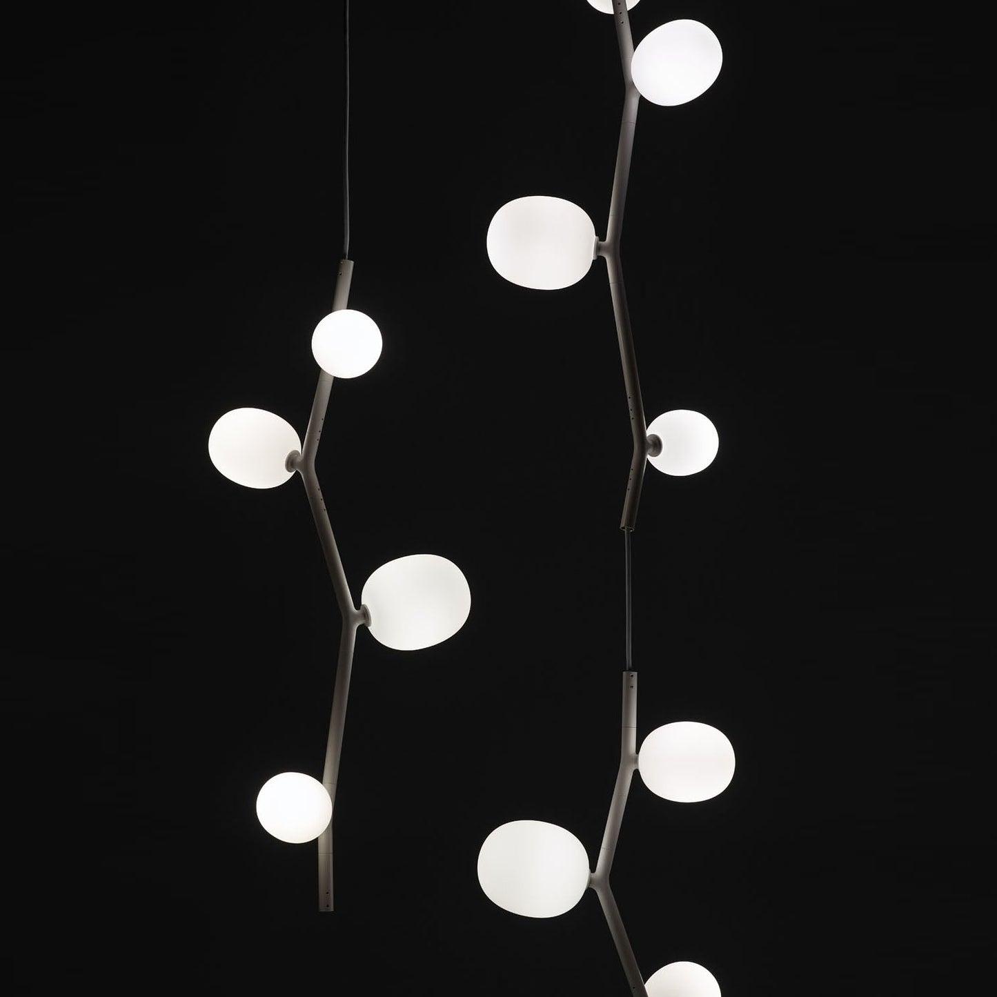 Kalmia Vertical Pendant Lamp