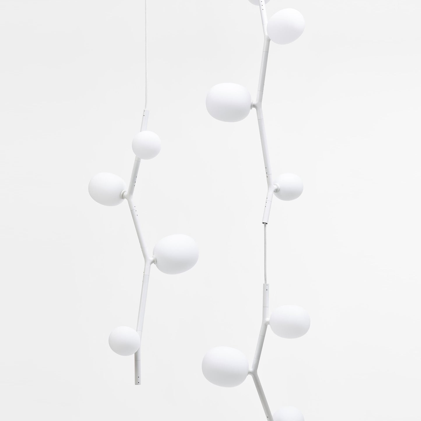 Kalmia Vertical Pendant Lamp