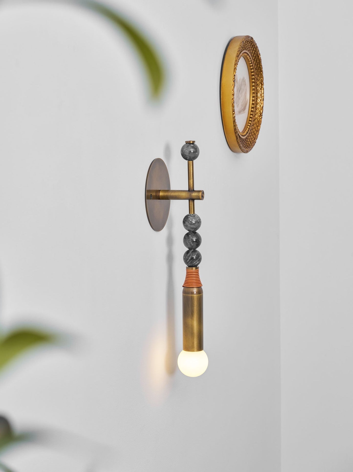 Kiro Wall Lamp