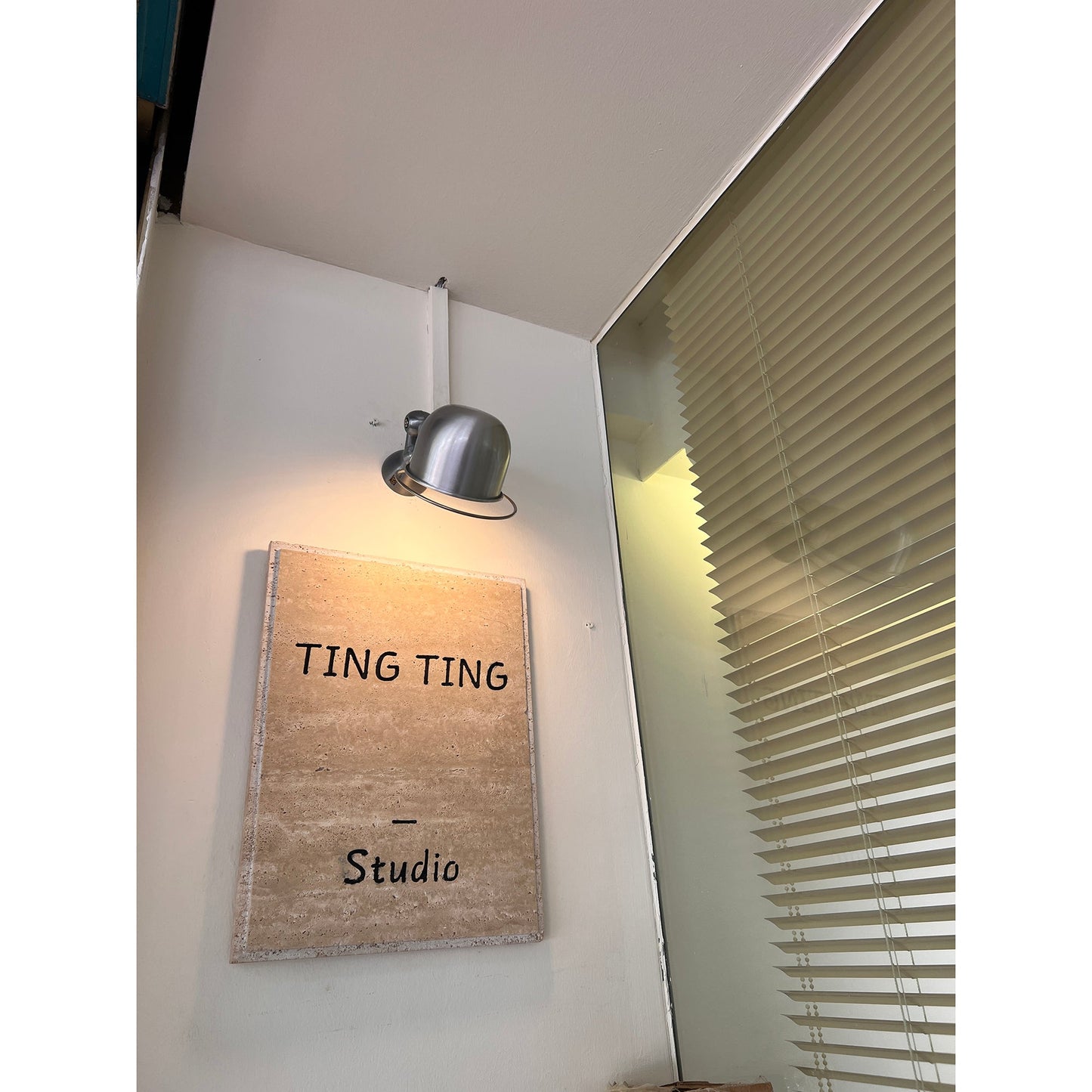 Andyn Wall Lamp