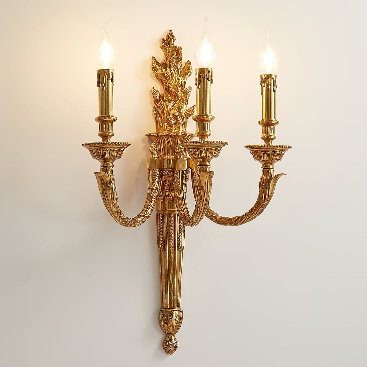 Ursule Wall Lamp