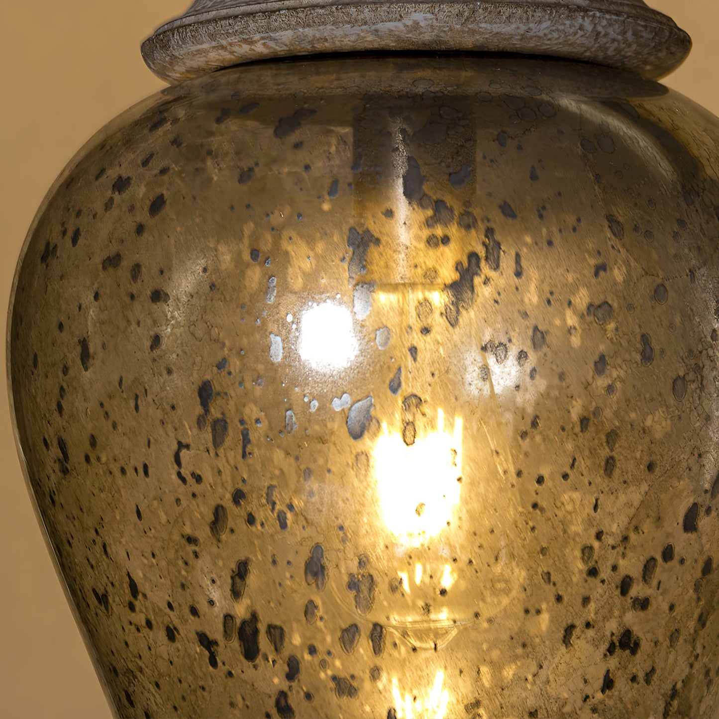 Kunzite Everly Pendant Lamp