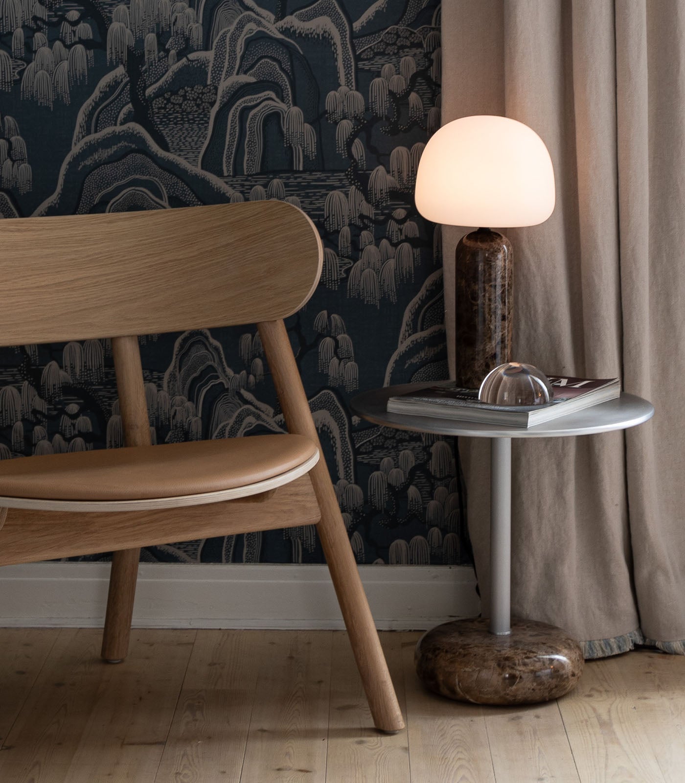 Hesia Table Lamp