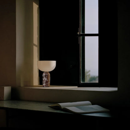 Vesis Table Lamp (built-in battery)