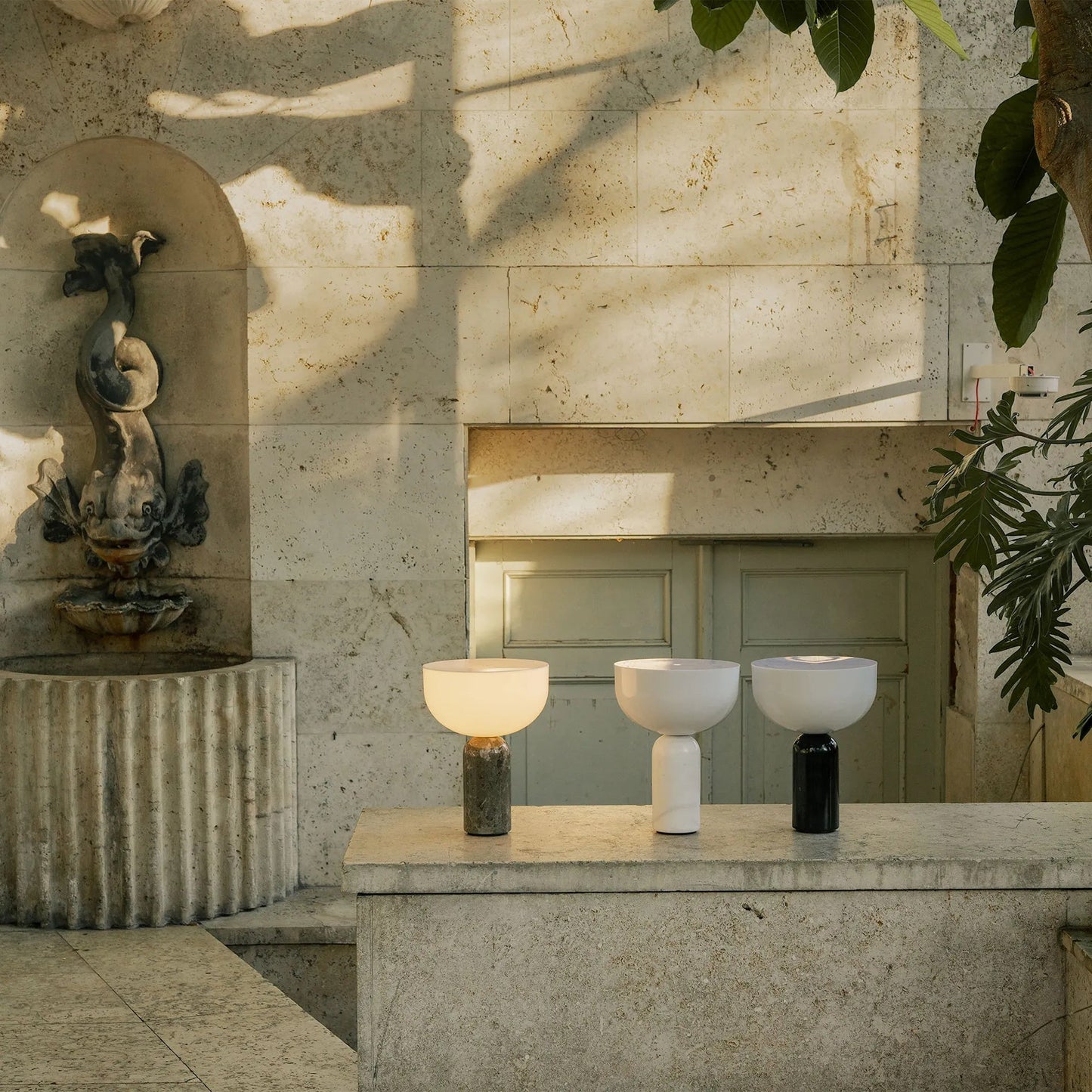 Vesis Table Lamp (built-in battery)