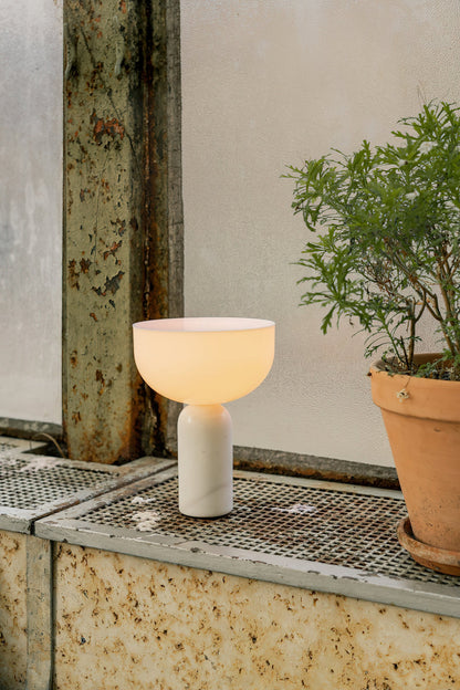 Vesis Table Lamp (built-in battery)