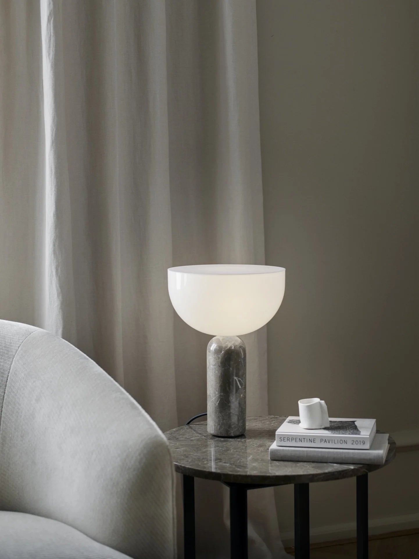 Vesis Table Lamp (built-in battery)
