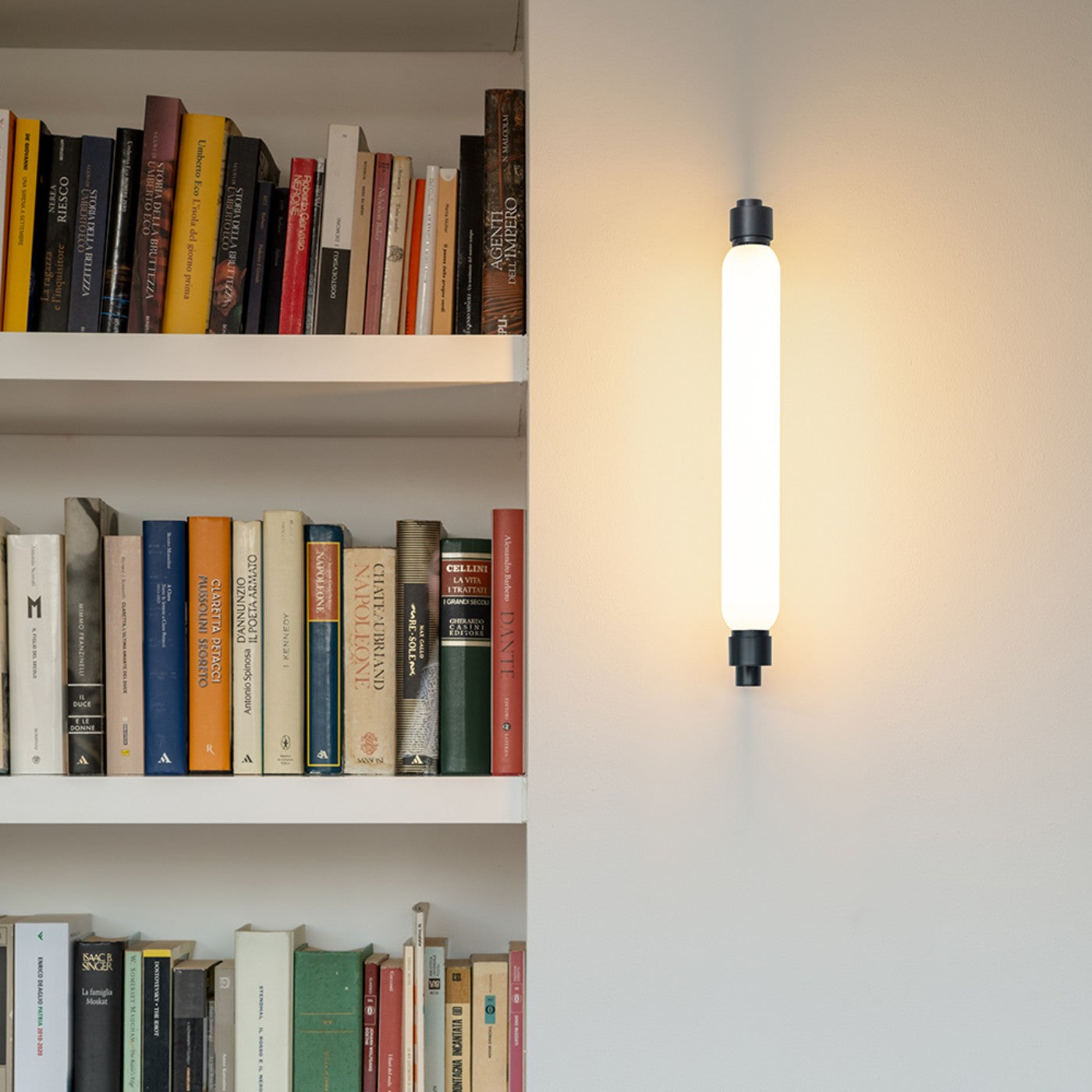 Vesora Roche Wall Lamp