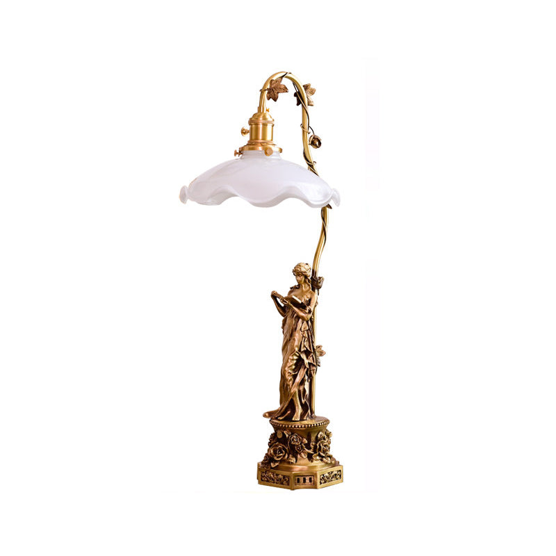 Keson Statue Glass Table Lamp