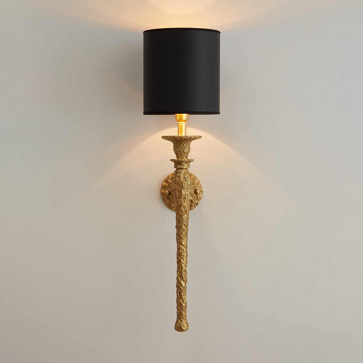 Gilo Wall Lamp