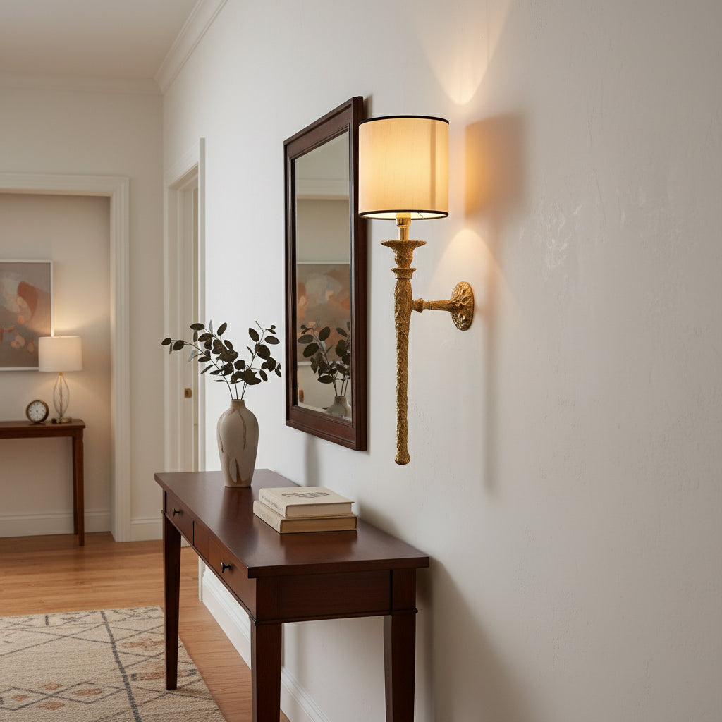 Gilo Wall Lamp