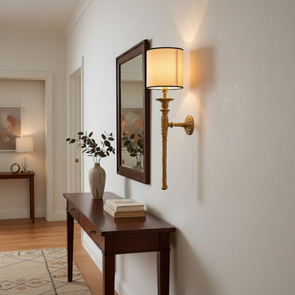 Gilo Wall Lamp