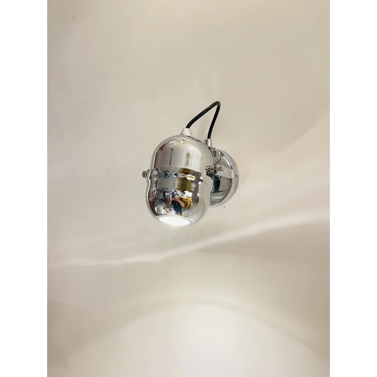 Kyanite Wall Lamp