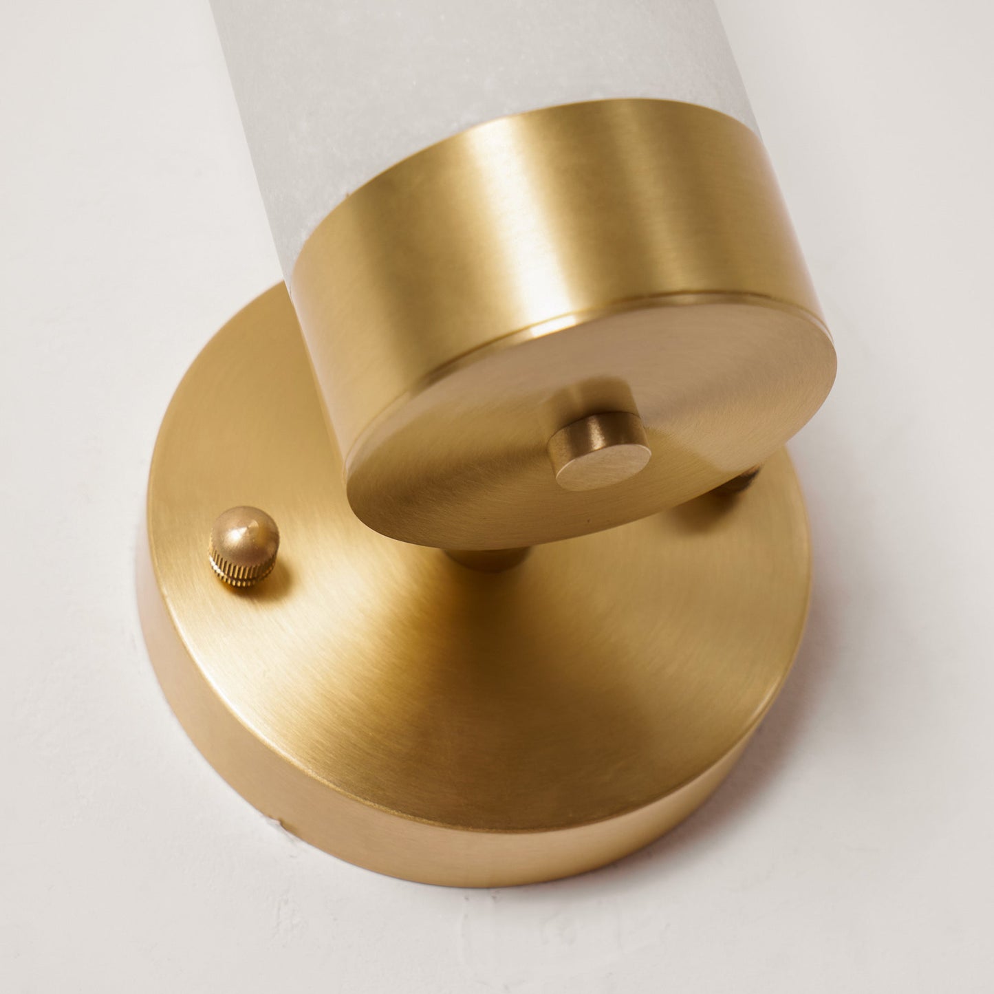 Sabon Alabaster Wall Lamp