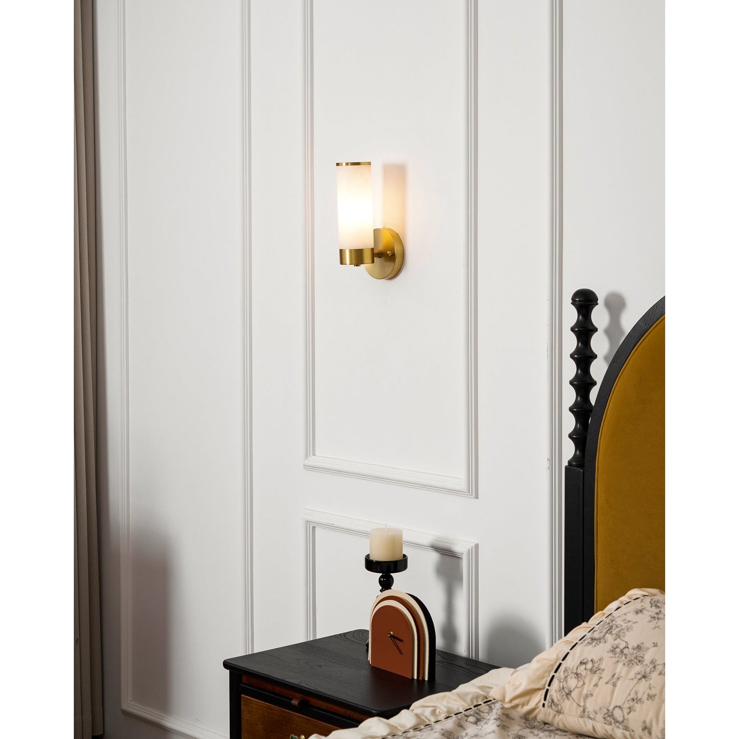 Sabon Alabaster Wall Lamp