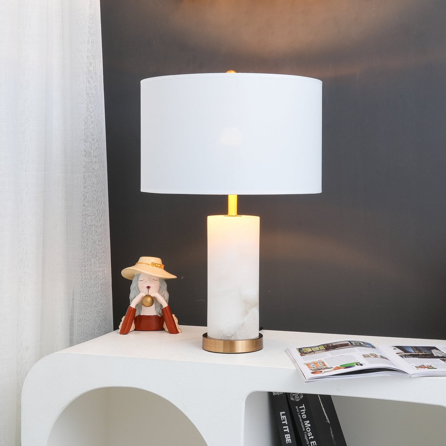 Dovine Alabaster Table Lamp