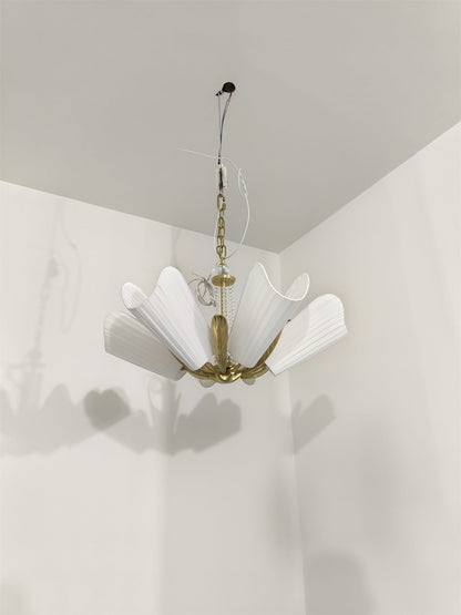 Dovique Chandelier