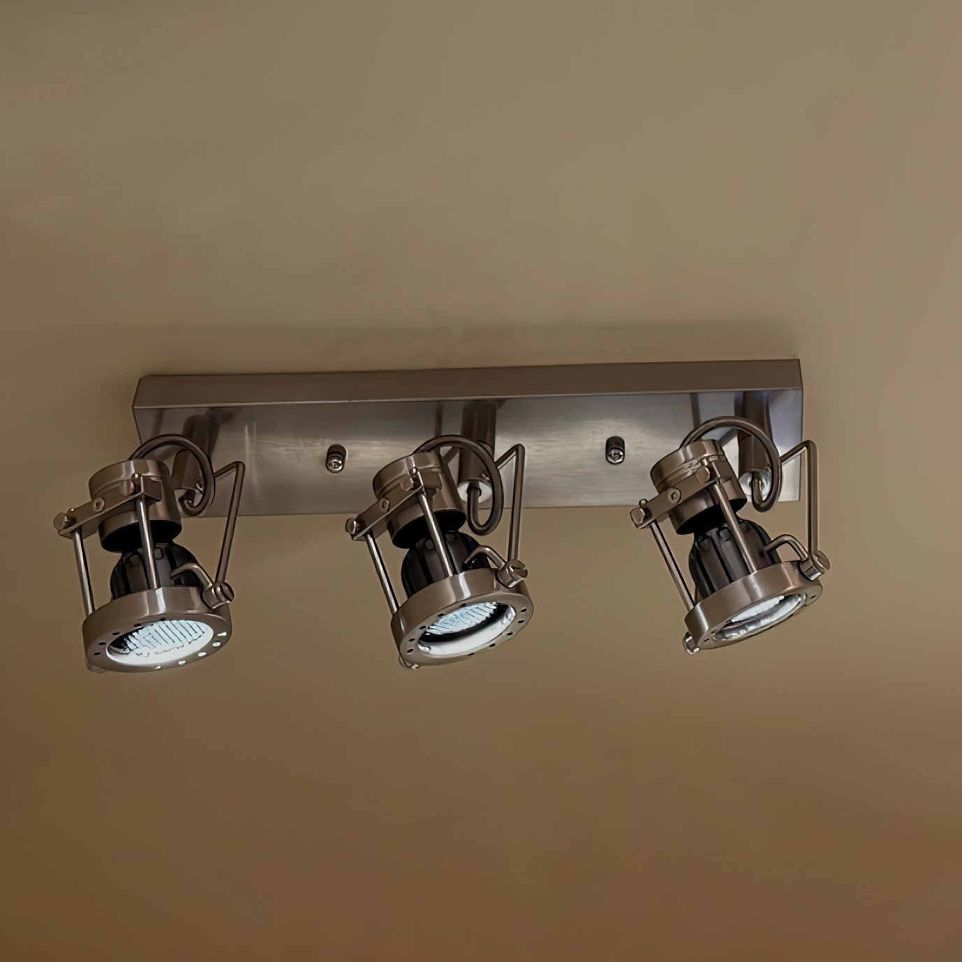 Noron Industrial Multiple Ceiling Lamp