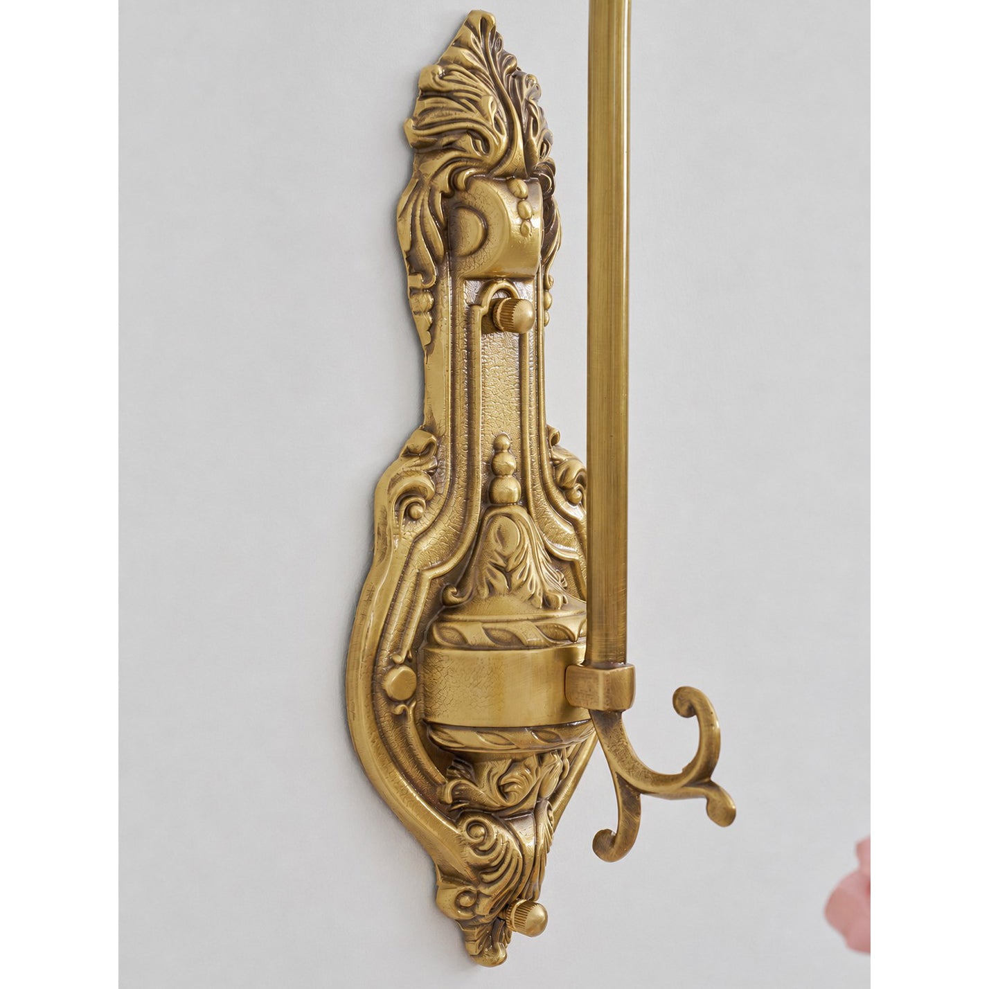 Everard Glass Rose Wall Sconce