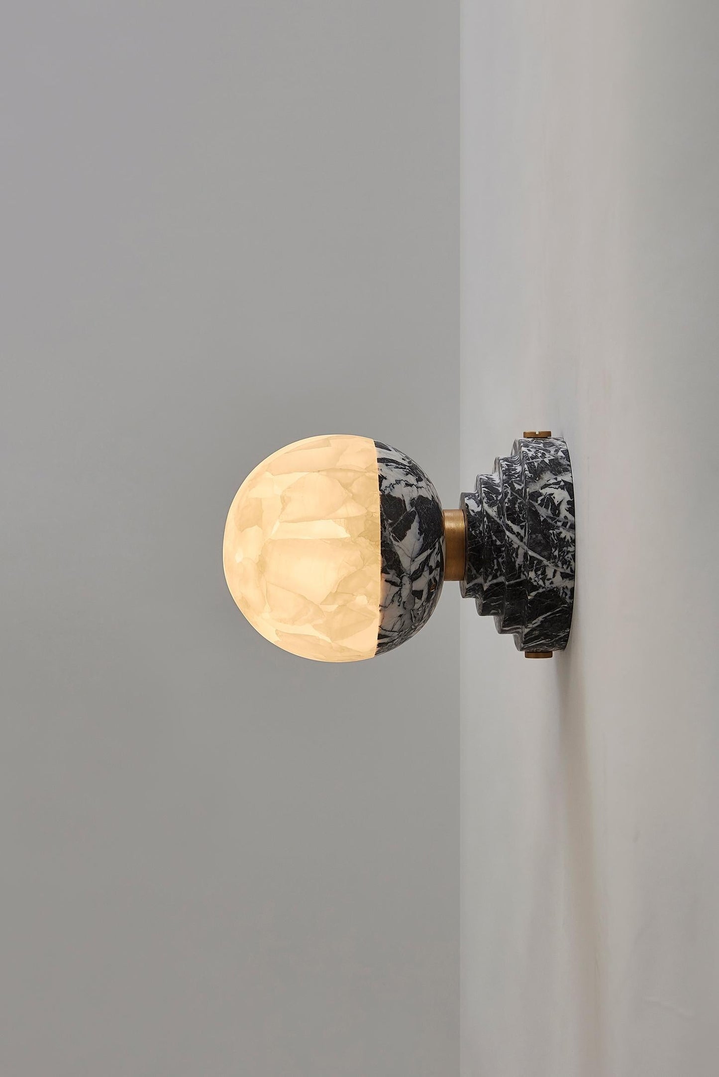 Maron Marble Wall Lamp