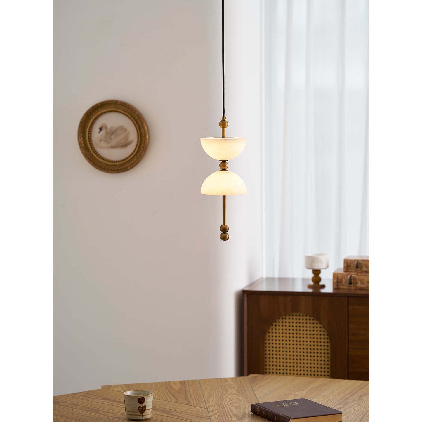 Fairholm Alabaster Pendant Lamp