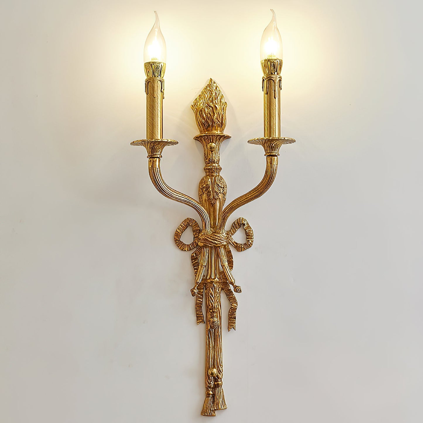 Velola Brass Wall Lamp