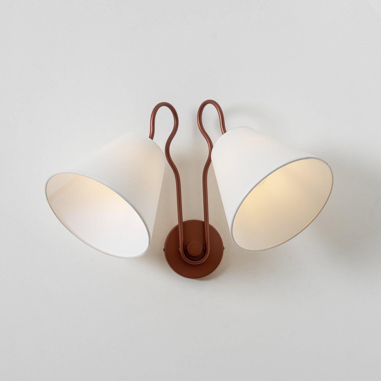 Velyn Wall Lamp