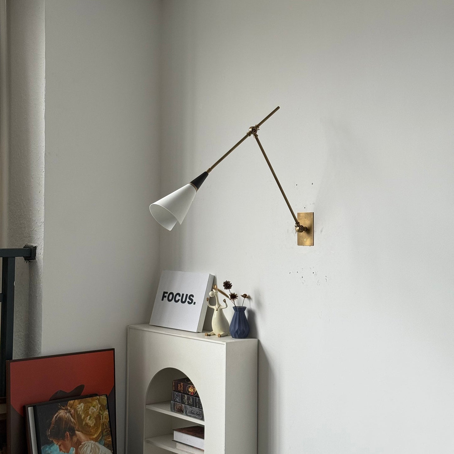 Nevola Wall Lamp