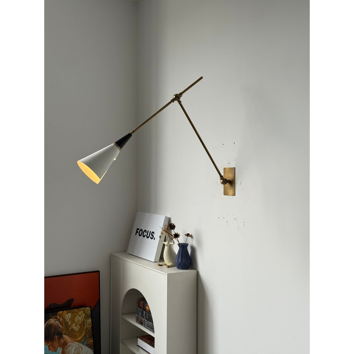 Nevola Wall Lamp