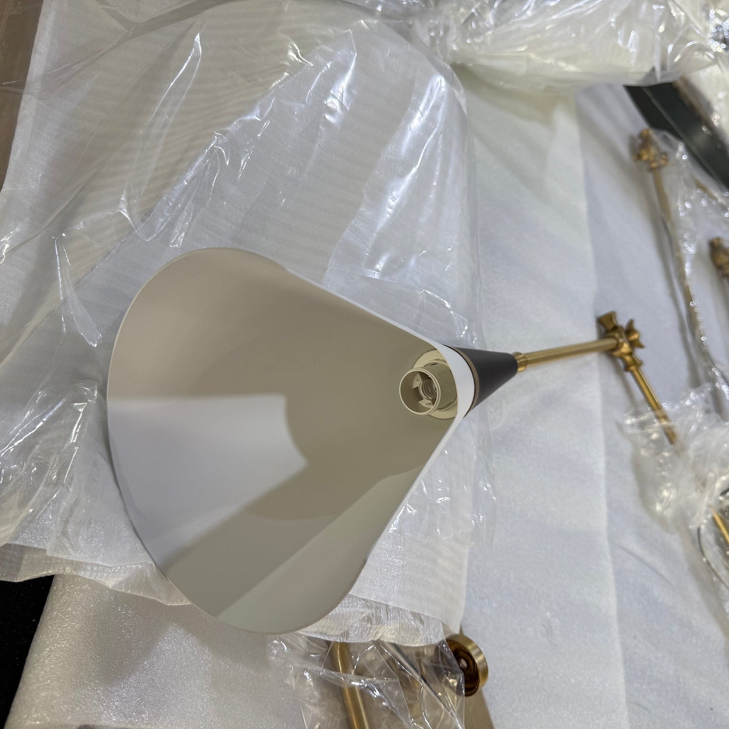 Nevola Wall Lamp