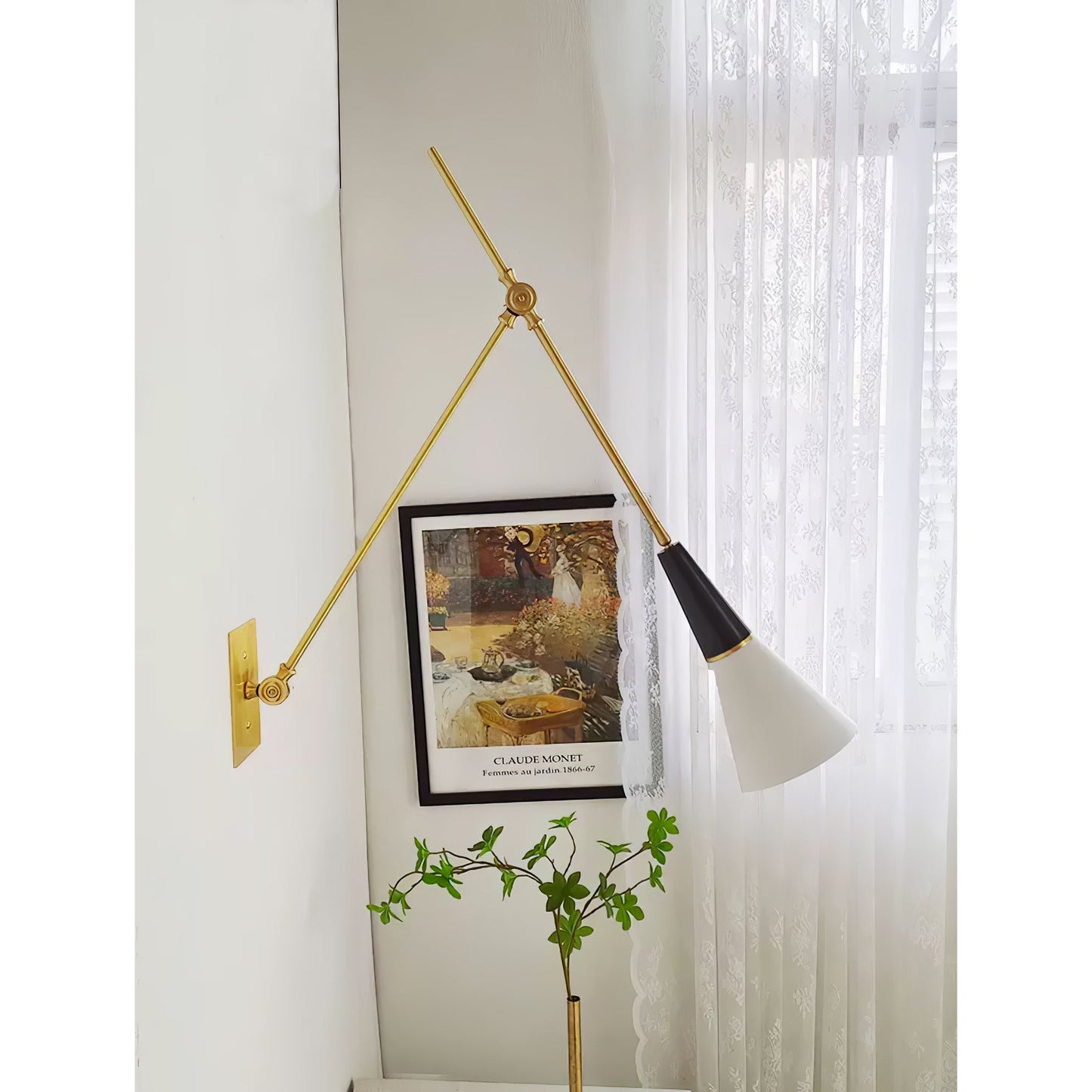 Nevola Wall Lamp