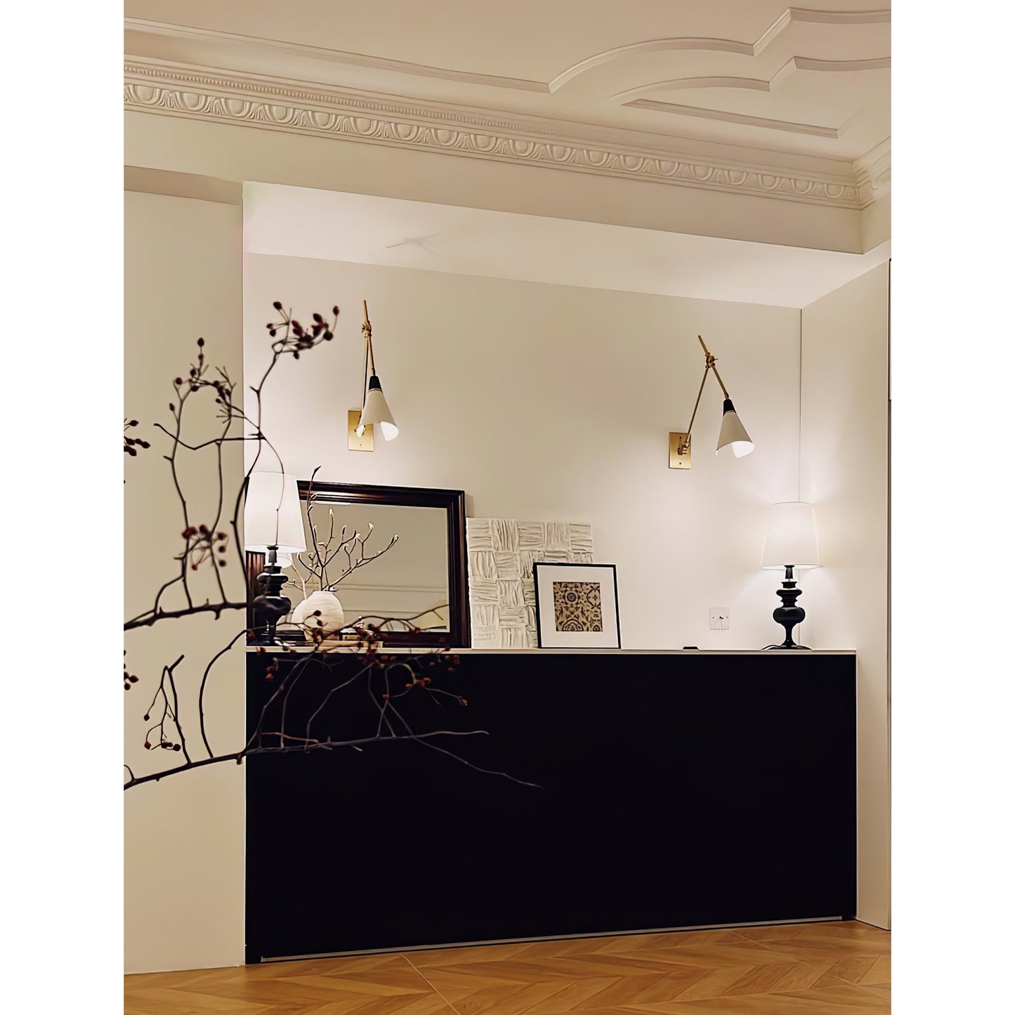 Nevola Wall Lamp