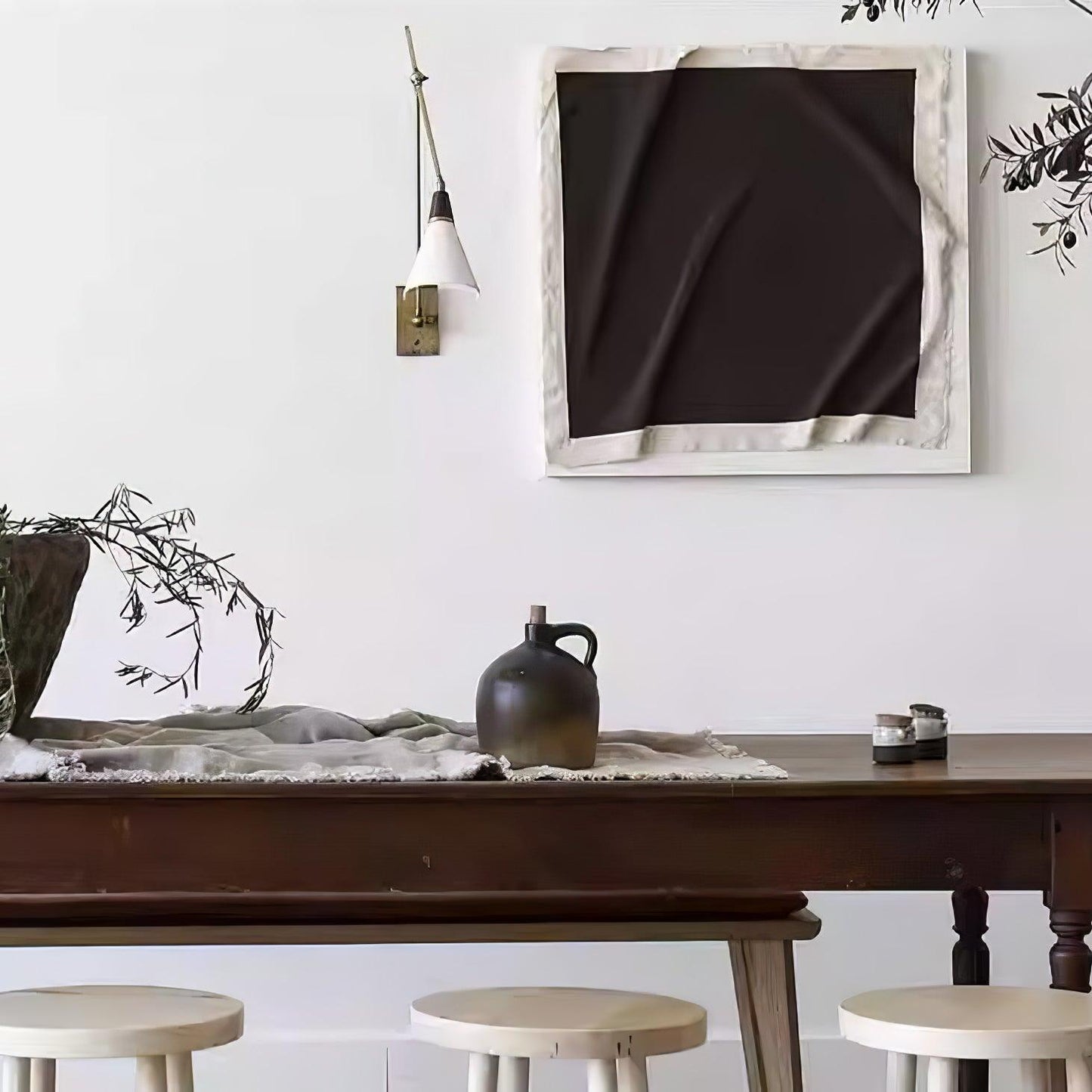 Nevola Wall Lamp