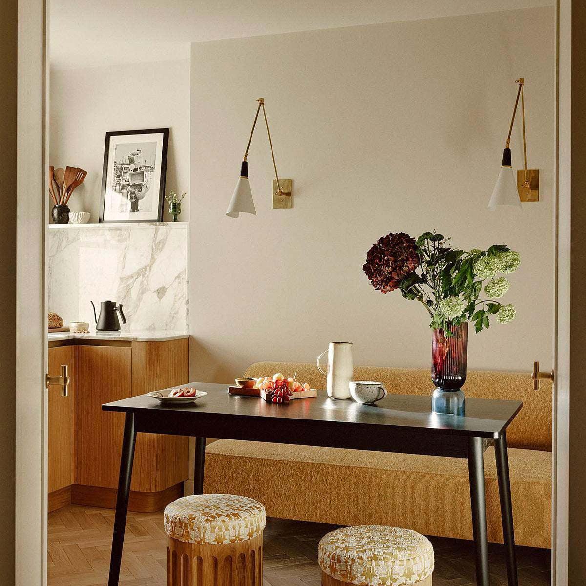Nevola Wall Lamp