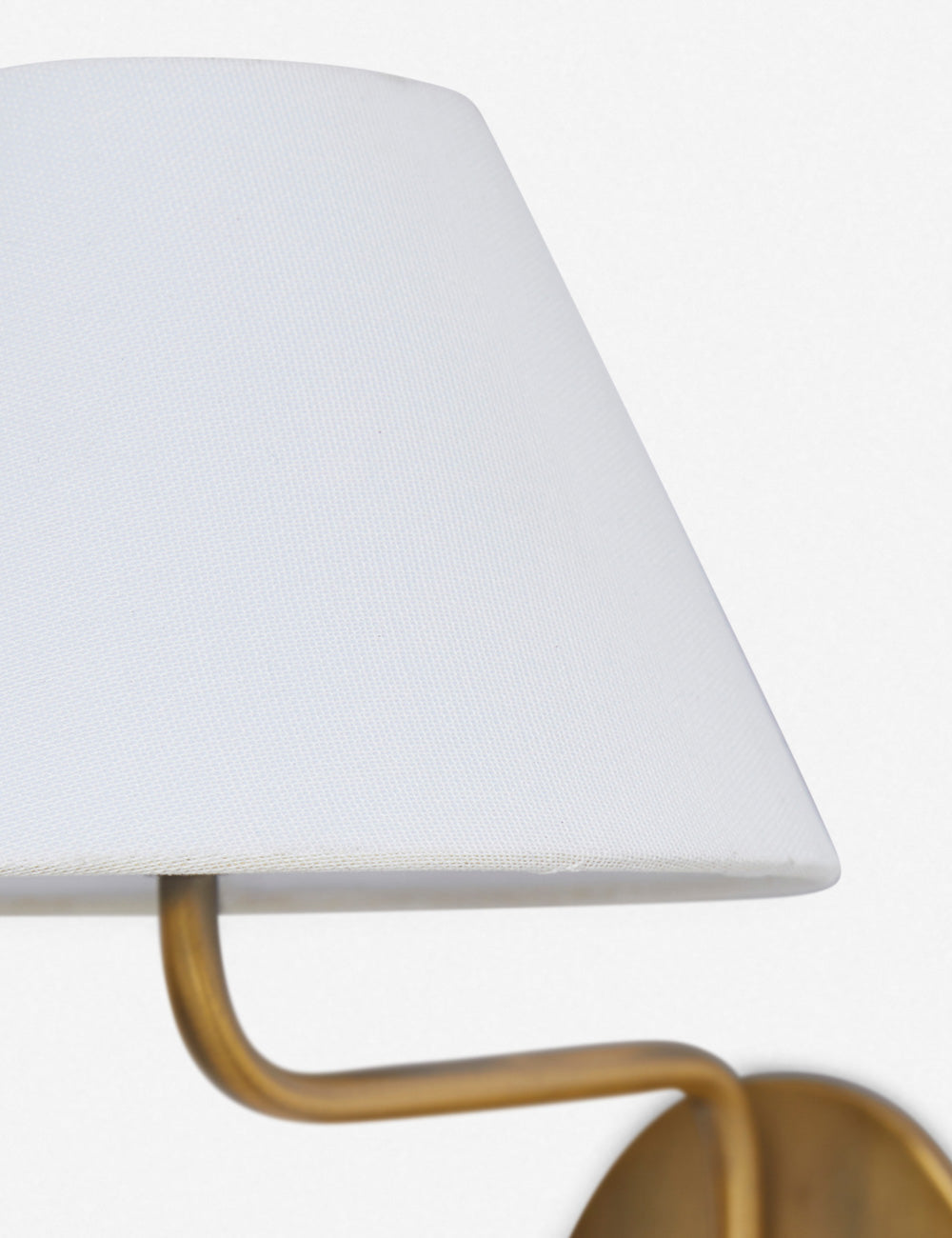 Hesen Wall Lamp