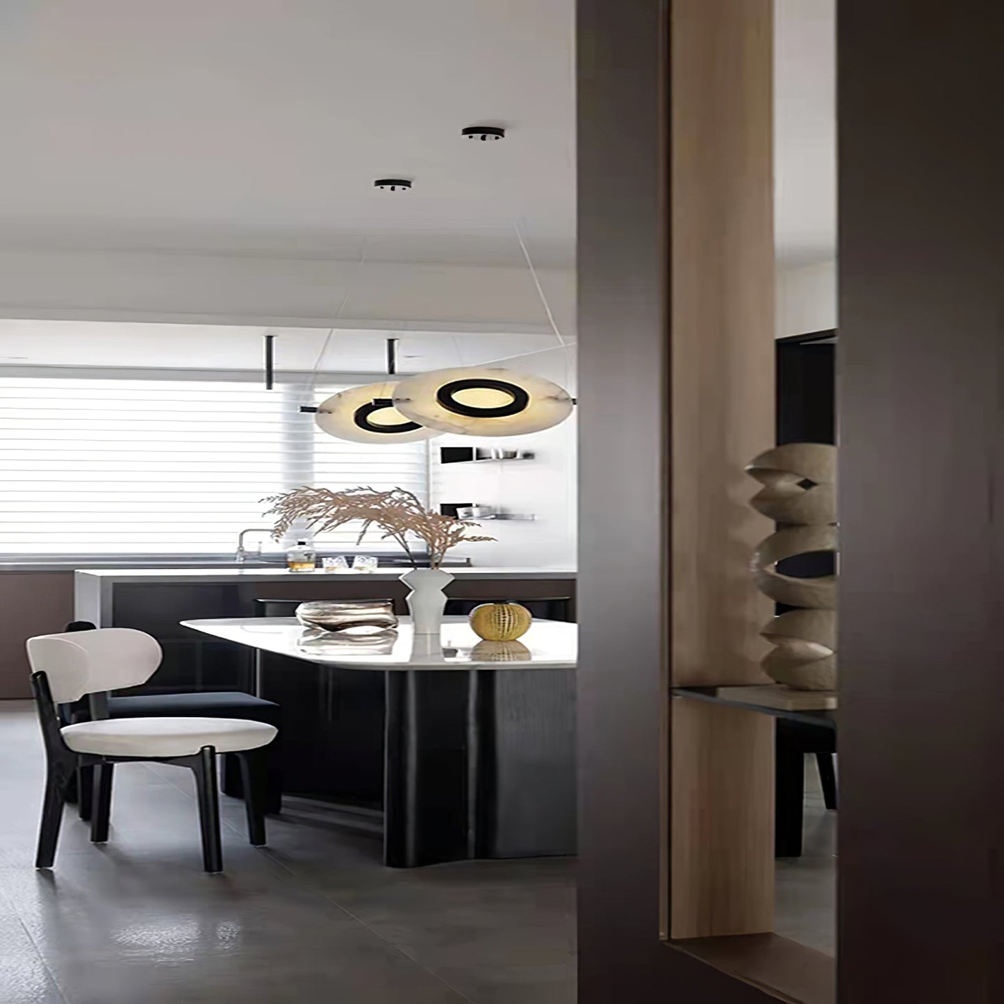 Hesai Alabaster Pendant Lamp