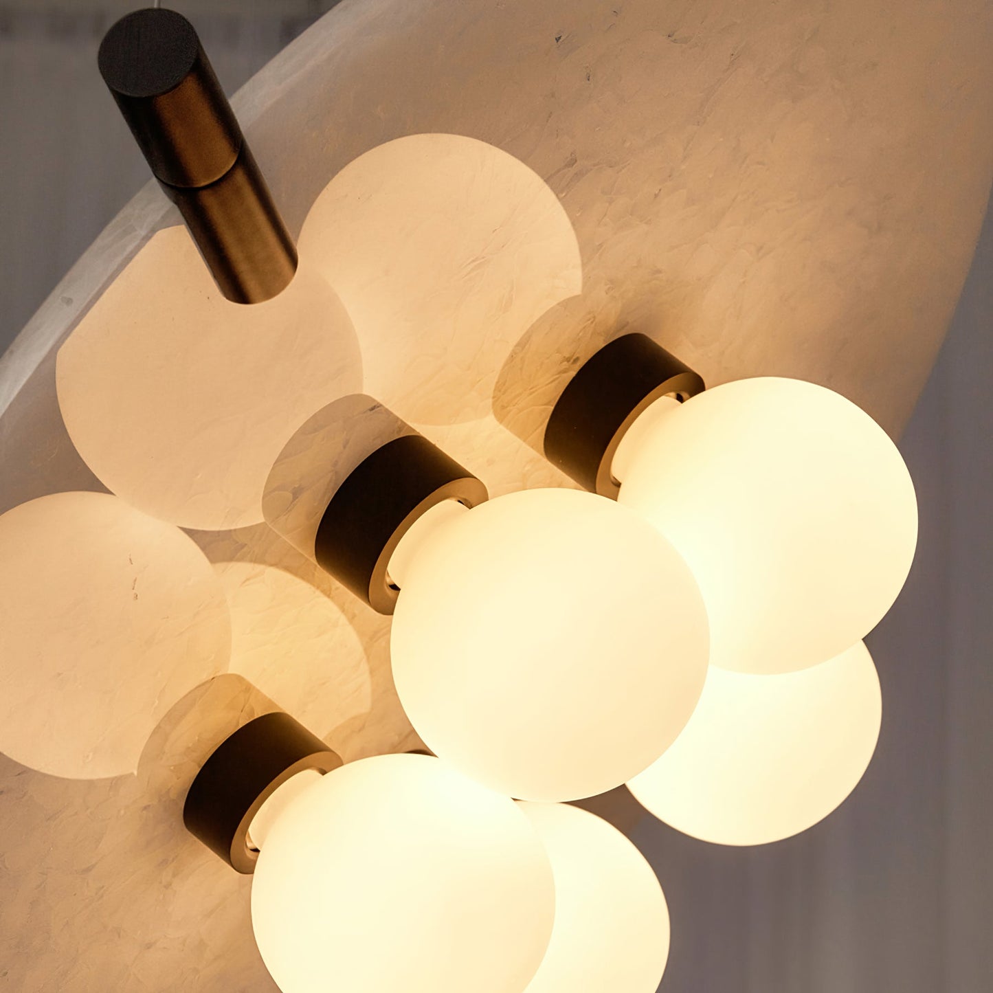 Hesai Alabaster Pendant Lamp