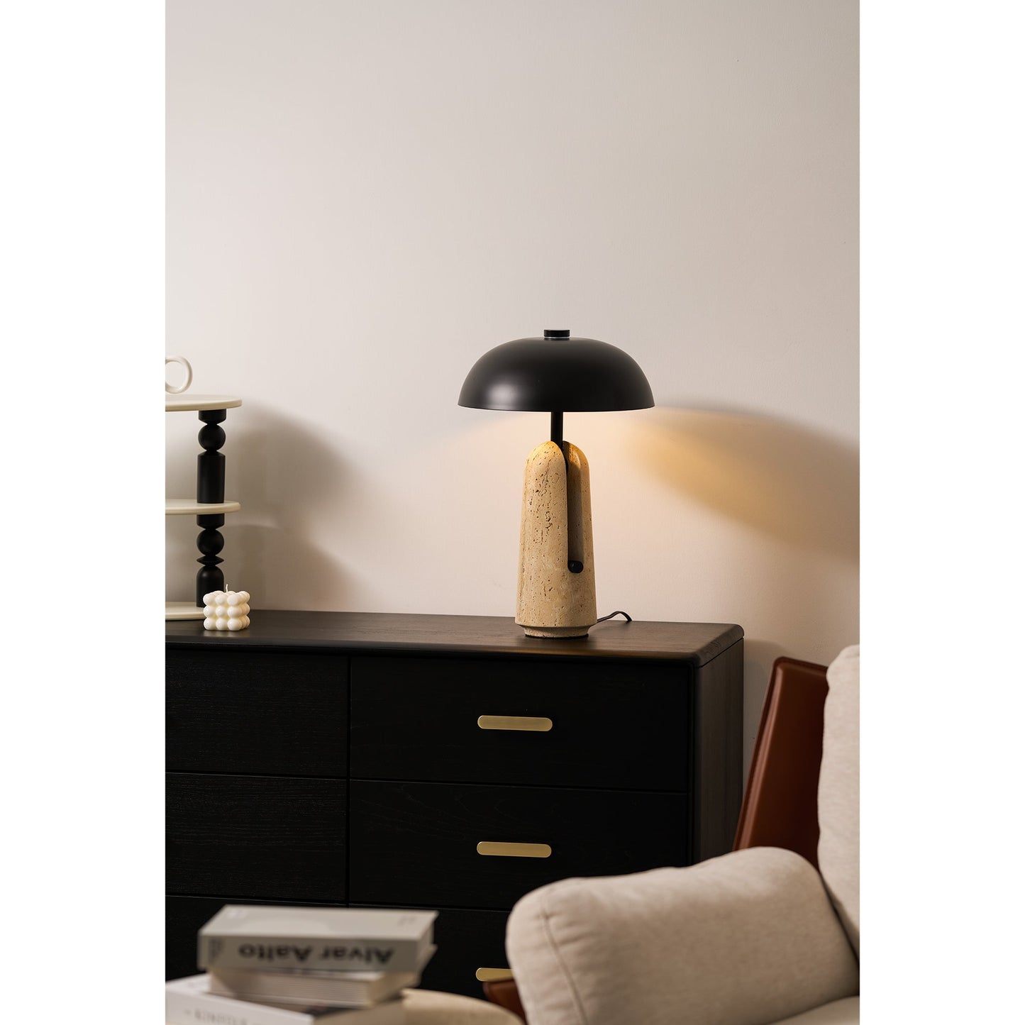 Gilika lid Table Lamp