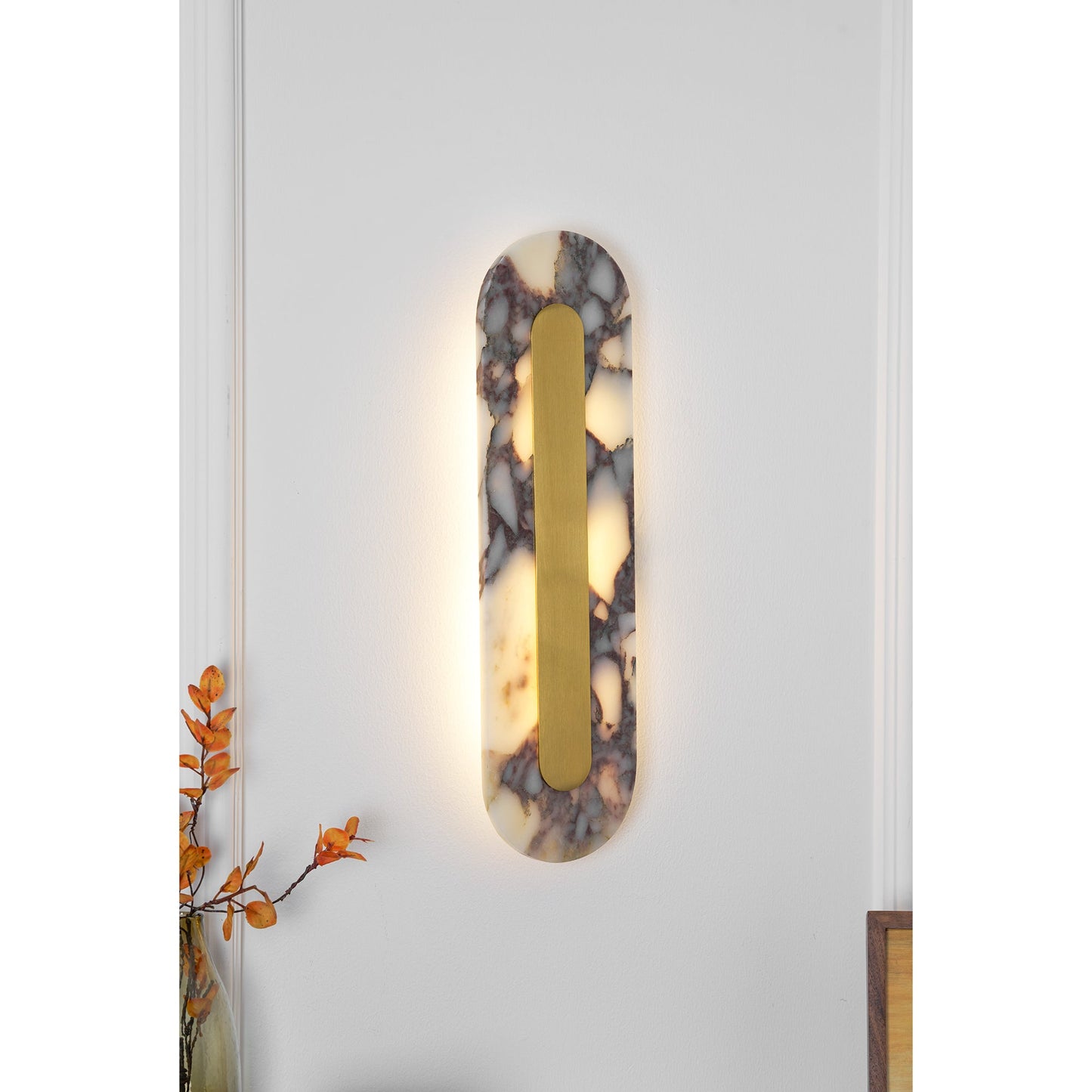 Yarola Wall Lamp
