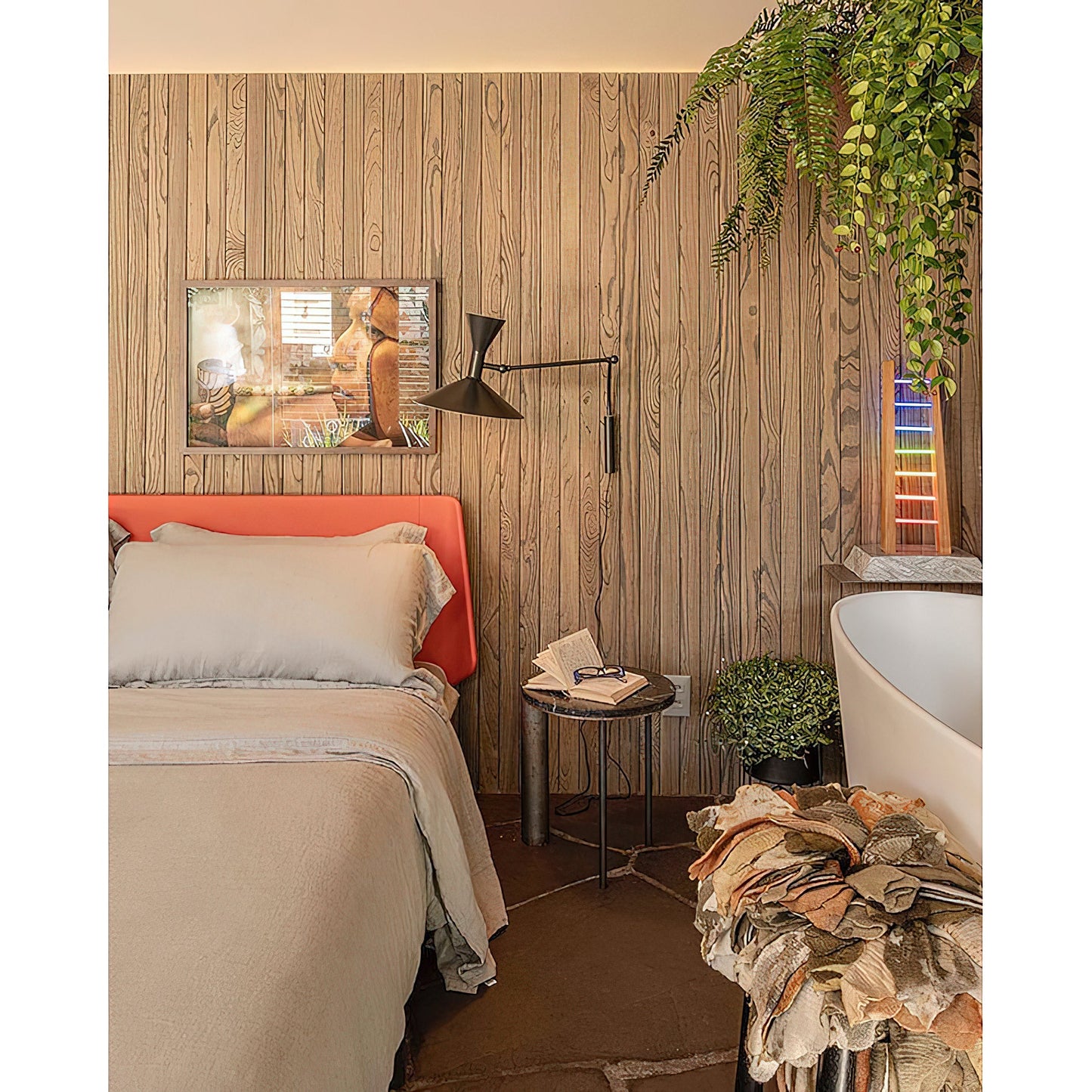 Quinance Swing Arm Plug-in Sconce