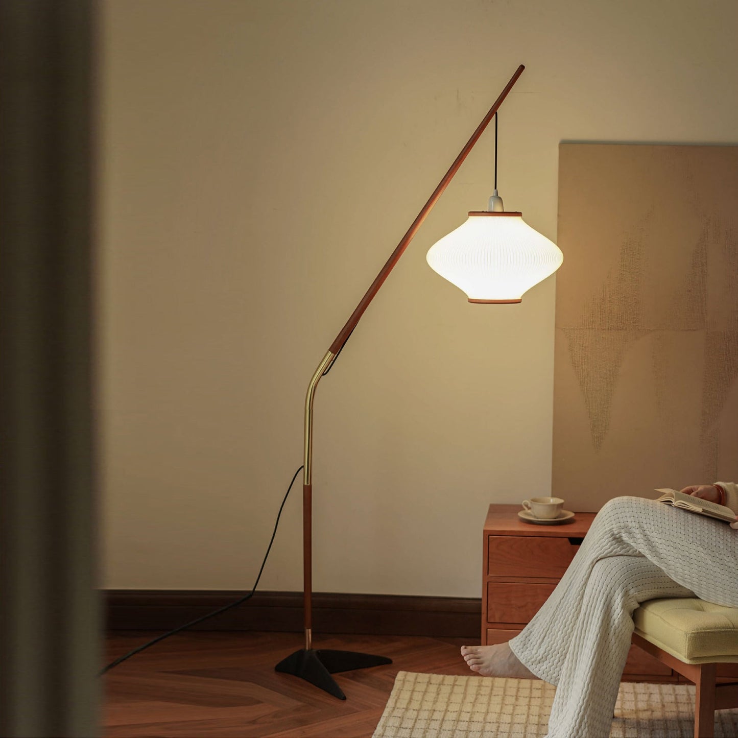 Islique Floor Lamp